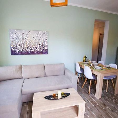 Stella Boutigue Rooms Néa Péramos 외부 사진