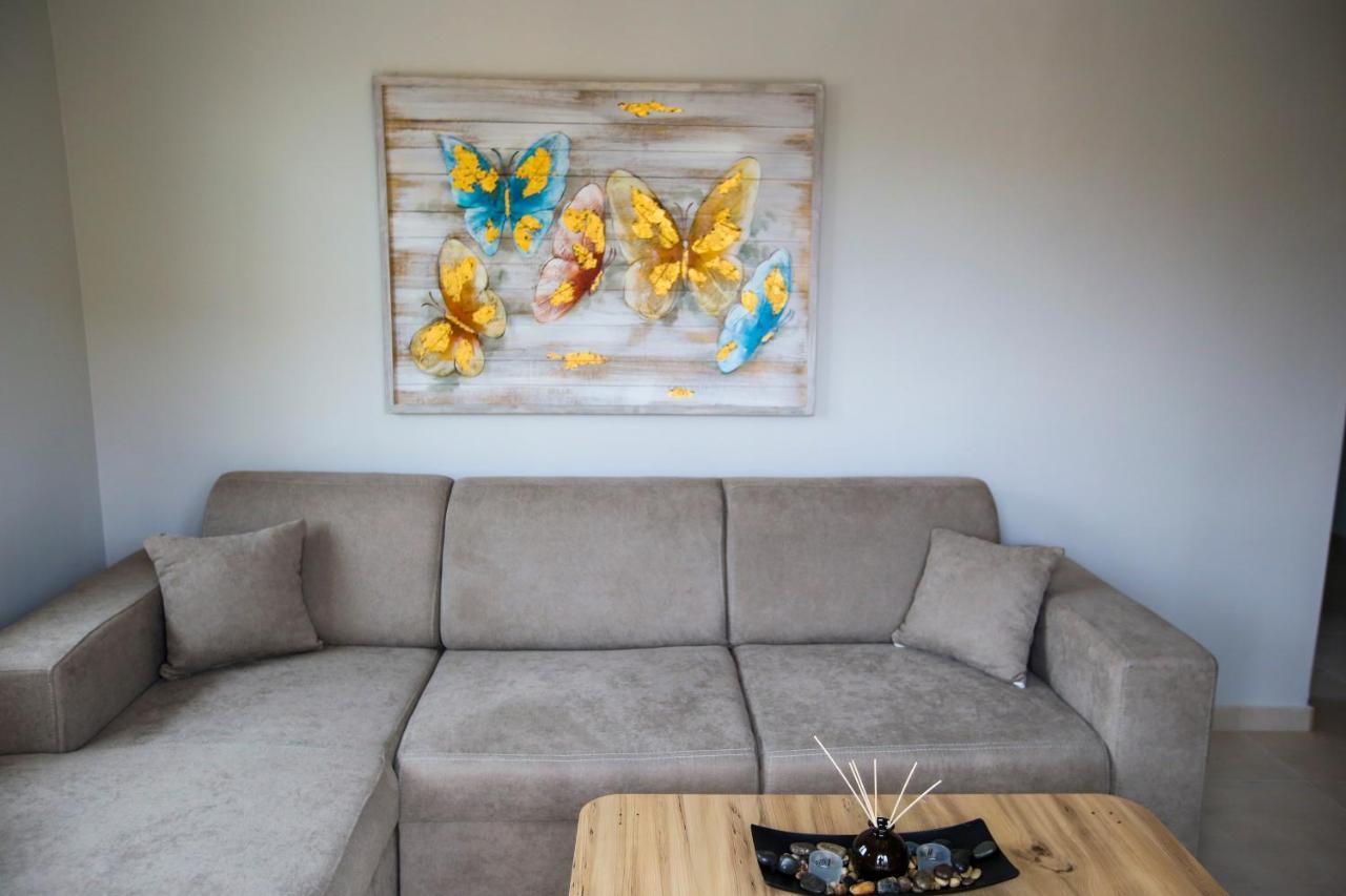 Stella Boutigue Rooms Néa Péramos 외부 사진